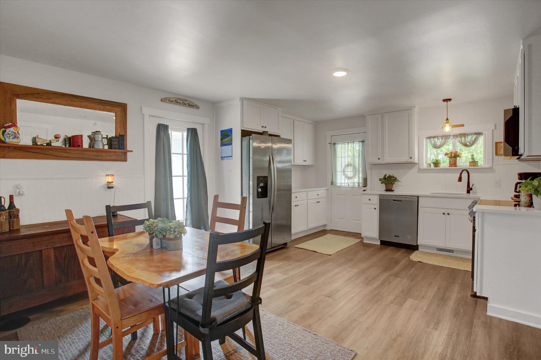 16458 Fairview Road Hagerstown, MD 21740 - Photo 7 of 41
