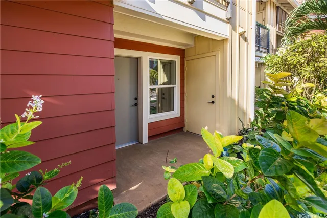 a view of a back yard of the house
