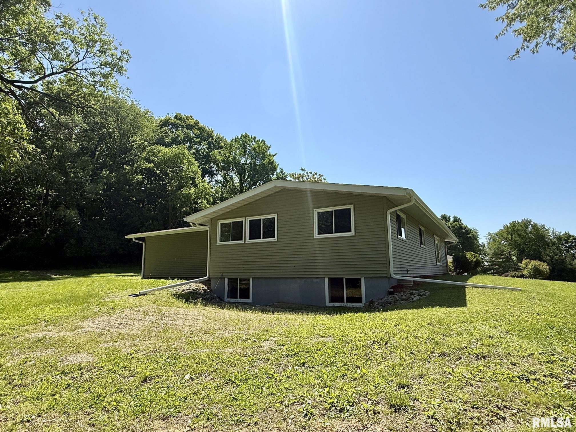 17279 River View Road Petersburg, IL 62675 - Photo 3 of 52