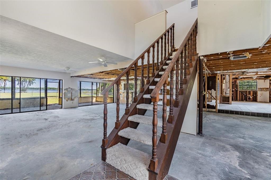 2620 Trent Road Palm Harbor, FL 34684 - Photo 9 of 21 a view of entryway and hall