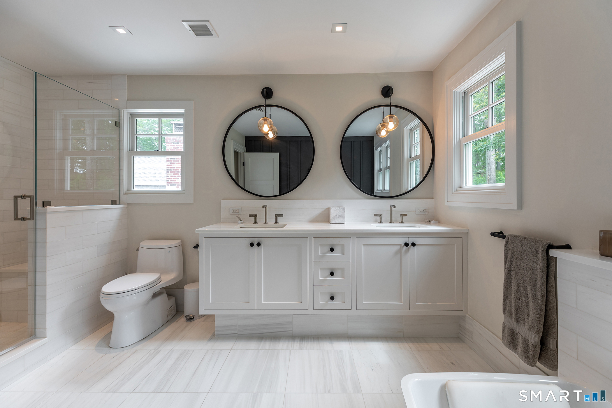 176 Apple Lane Roxbury, CT 06783 - Photo 10 of 24 a bathroom with a toilet a sink and a mirror