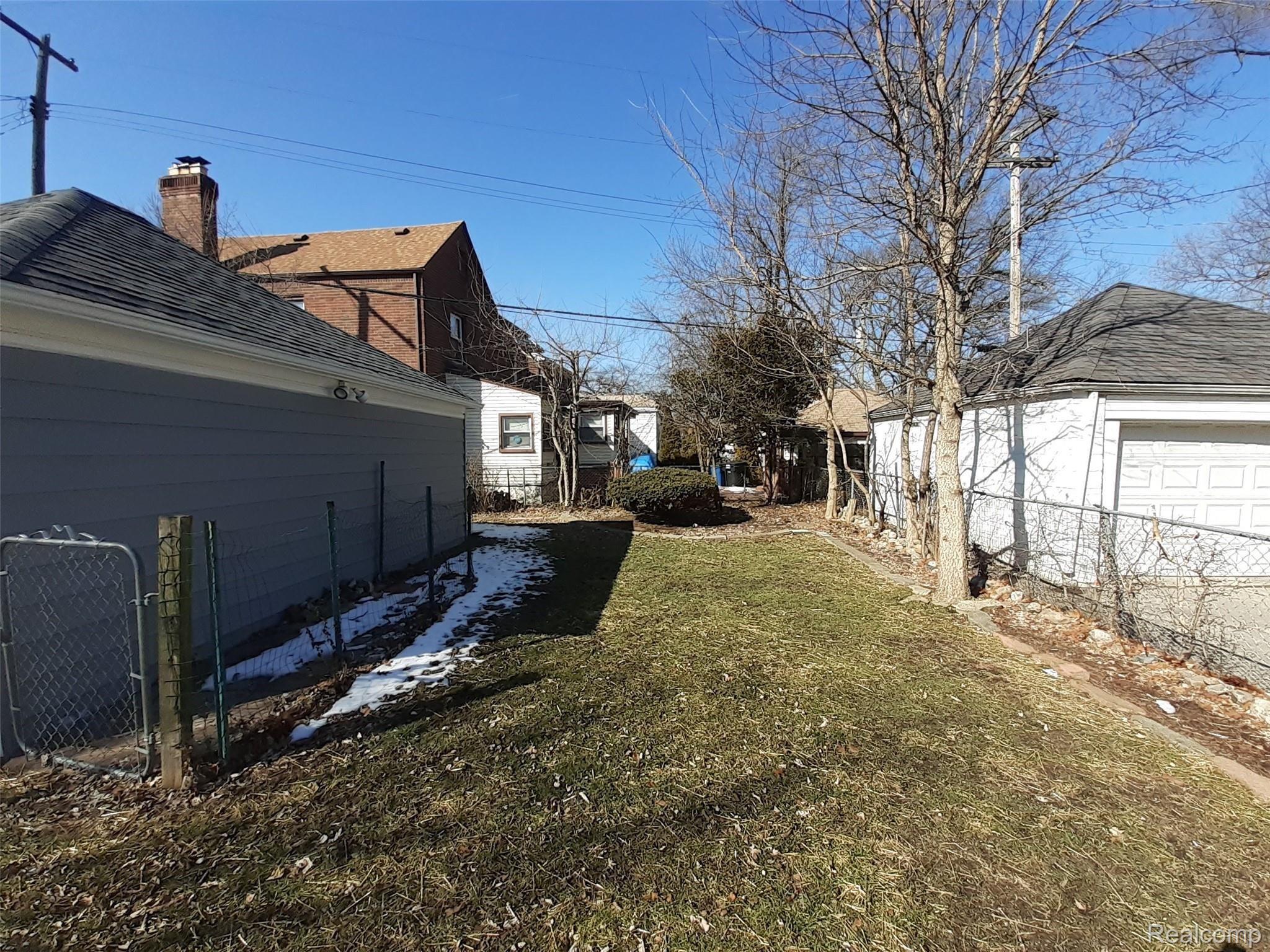 20115 Canterbury Road Detroit, MI 48221 - Photo 7 of 38 20200221_132801.jpg