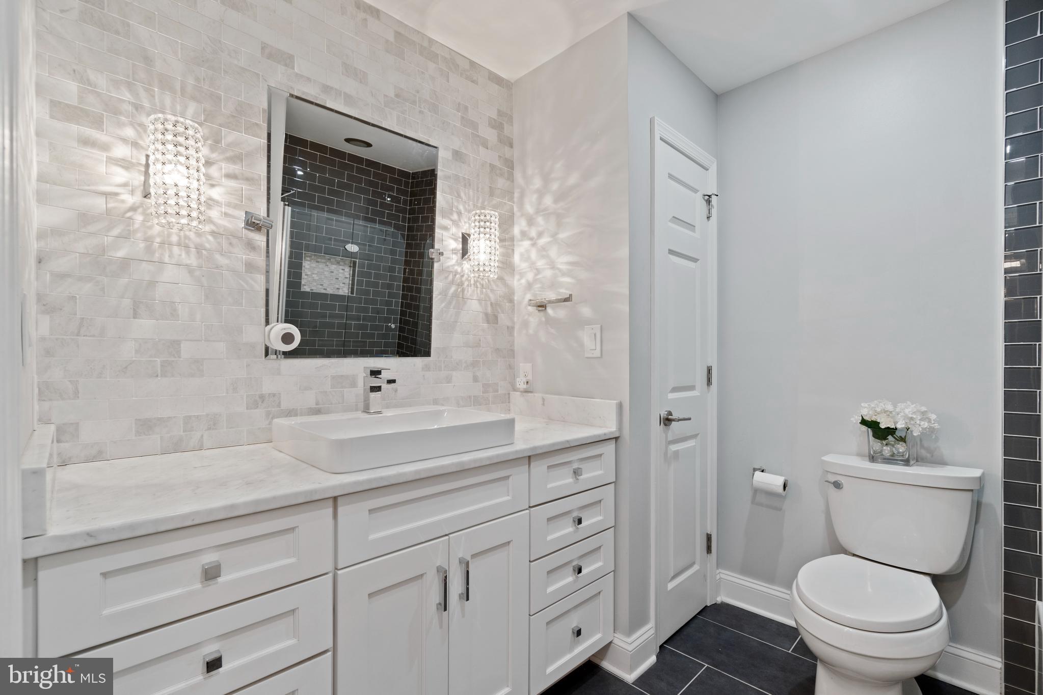 9307 Raintree Road Burke, VA 22015 - Photo 20 of 37 Gallery Image 20