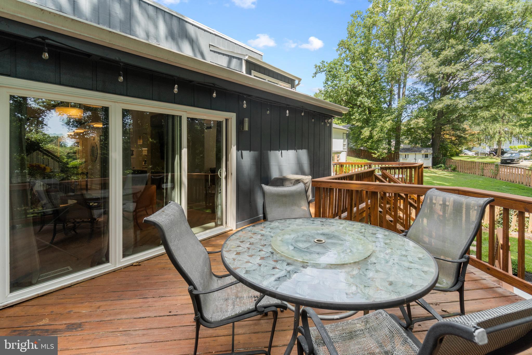 9307 Raintree Road Burke, VA 22015 - Photo 30 of 37 Gallery Image 30