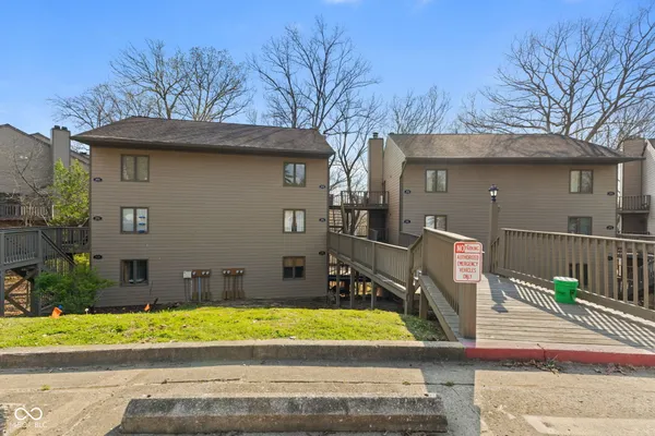 $149,999 | 9590 South Lake Ridge Drive, Bloomington, IN 47401