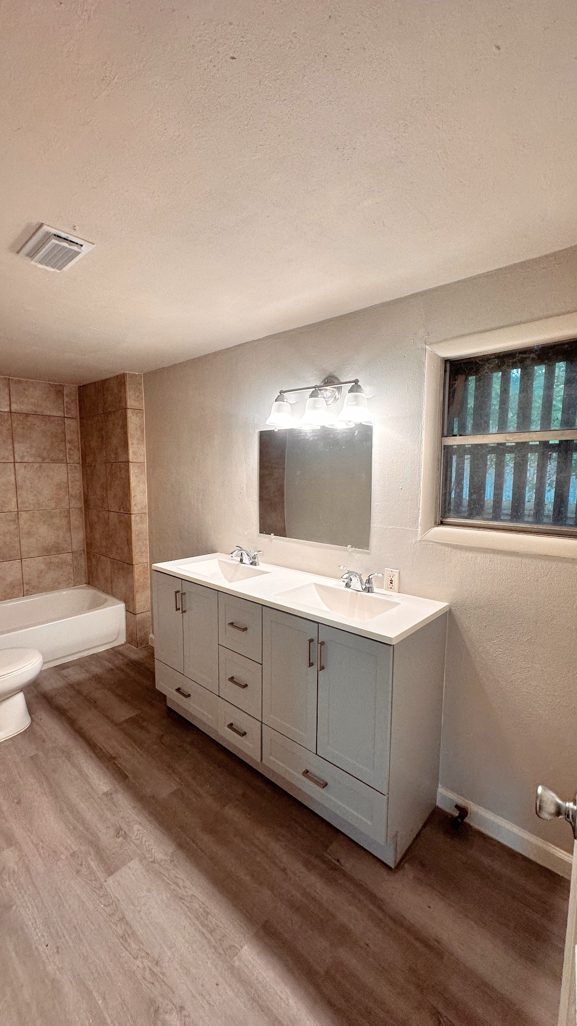 330 Gordy Road Bacliff, TX 77518 - Photo 8 of 12