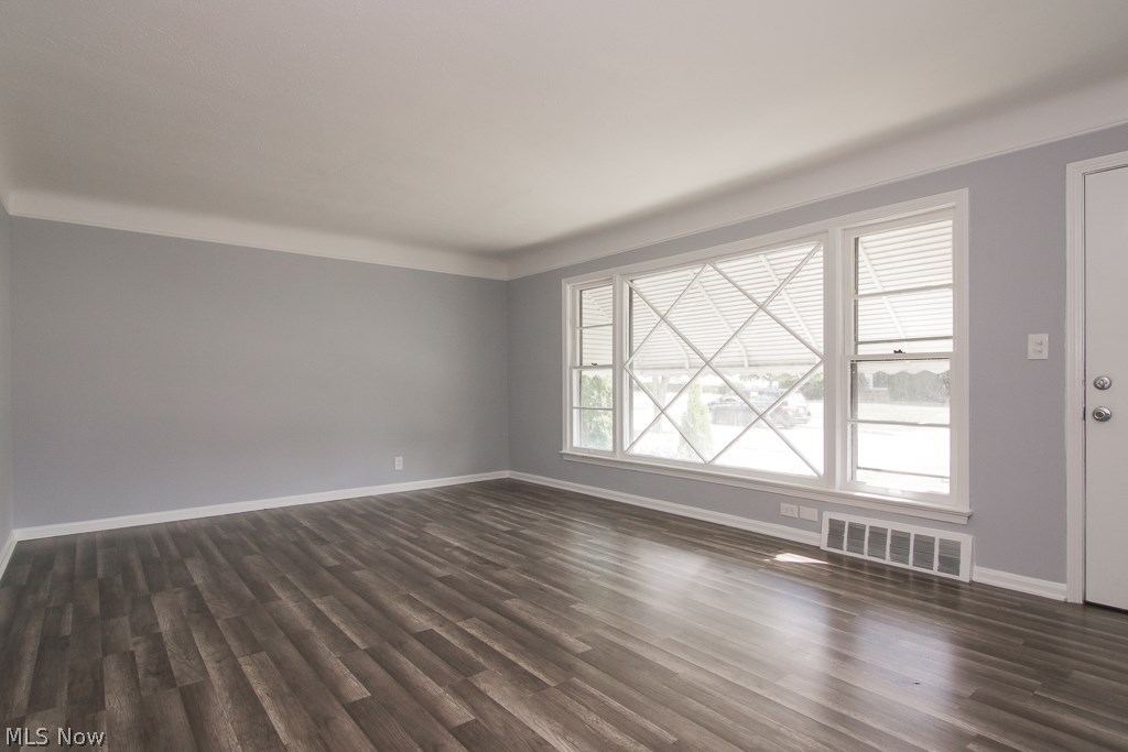 3767 Wallingford Road South Euclid, OH 44121 - Photo 7 of 34