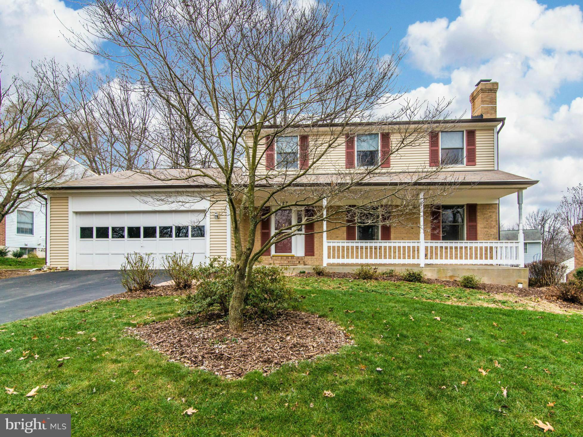 127 Summit Hall Road Gaithersburg, MD 20877 - Photo 1 of 30 front view of house with a yard