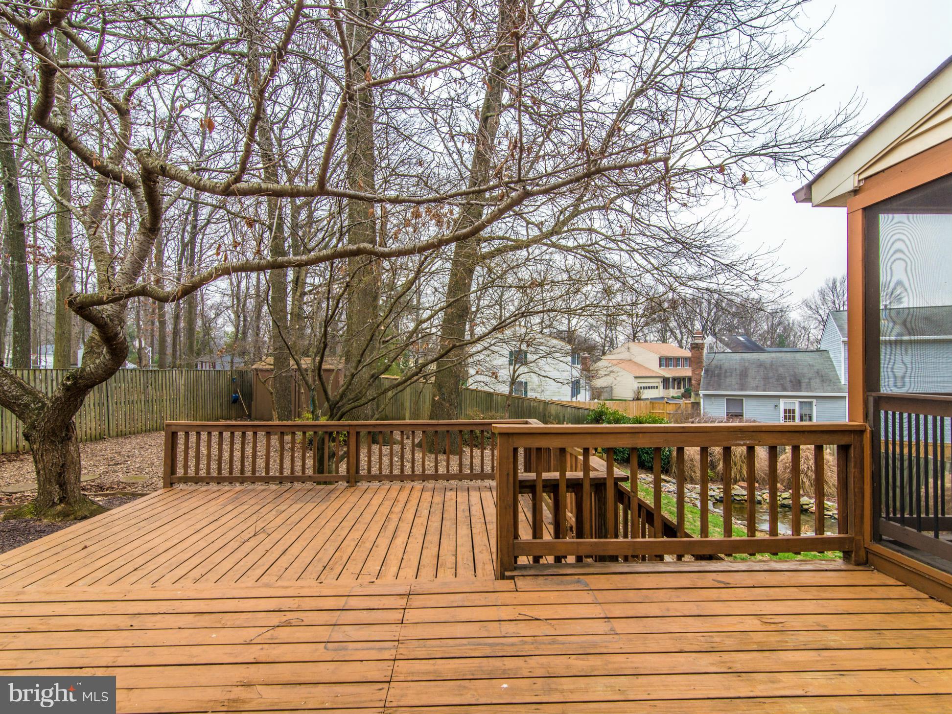 127 Summit Hall Road Gaithersburg, MD 20877 - Photo 29 of 30 a view of wooden deck
