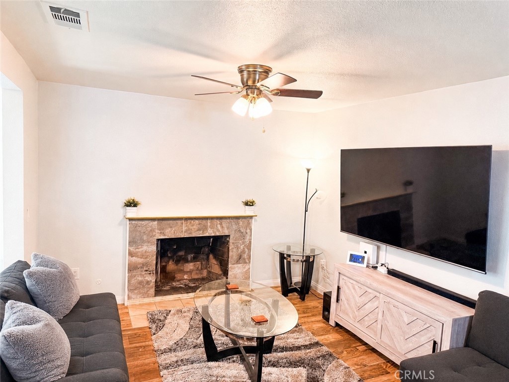 2972 Westchester Drive Riverside, CA 92503 - Photo 9 of 27