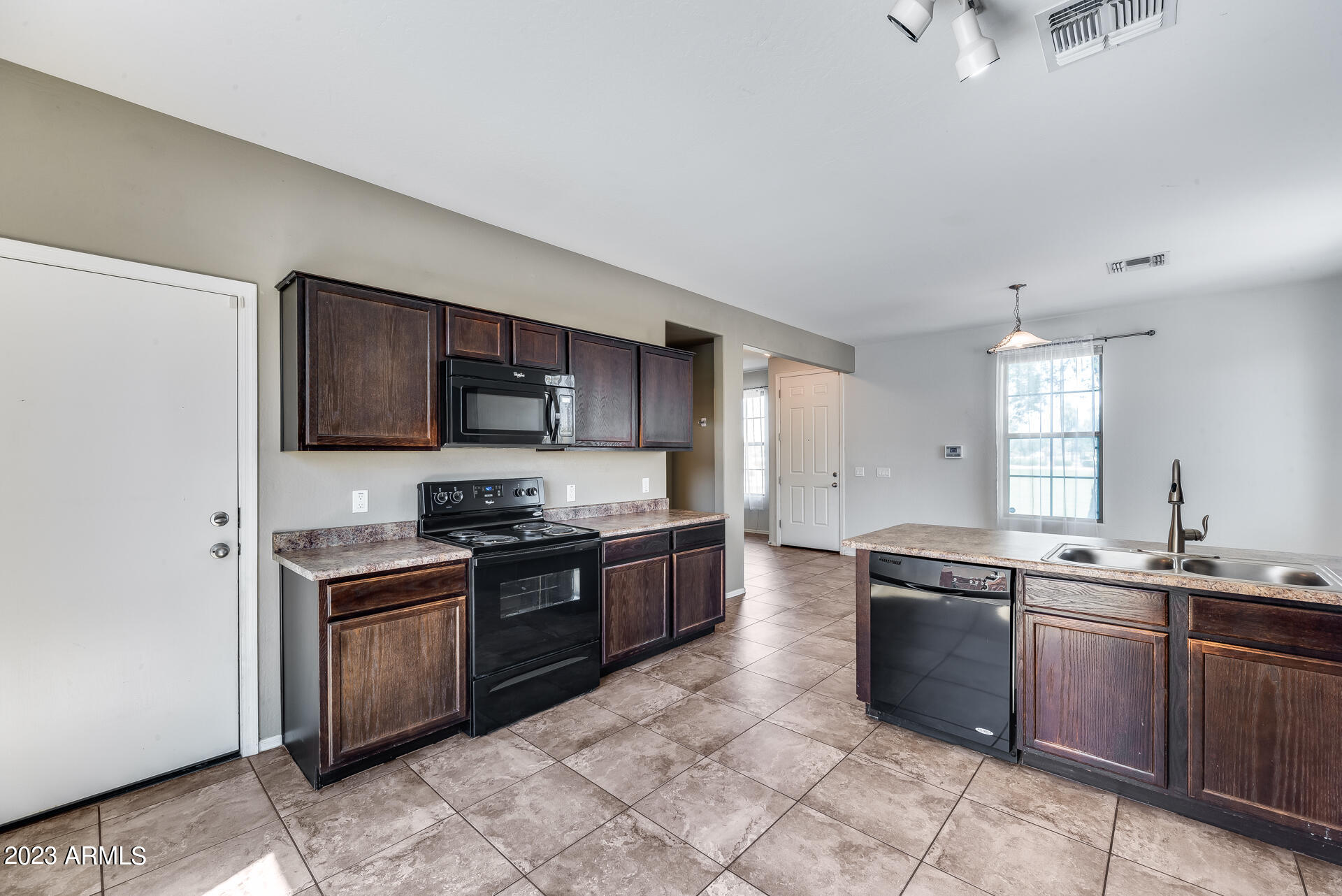4716 West Carson Road Laveen, AZ 85339 - Photo 13 of 30 23