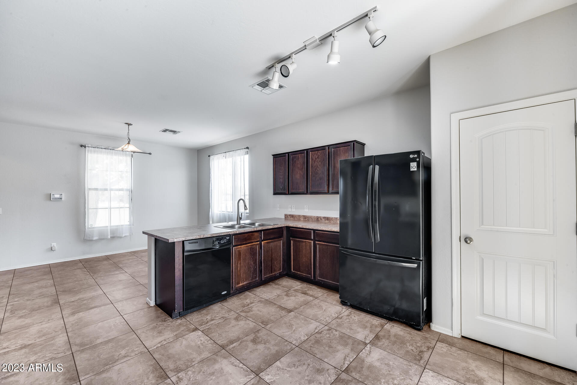 4716 West Carson Road Laveen, AZ 85339 - Photo 9 of 30 22