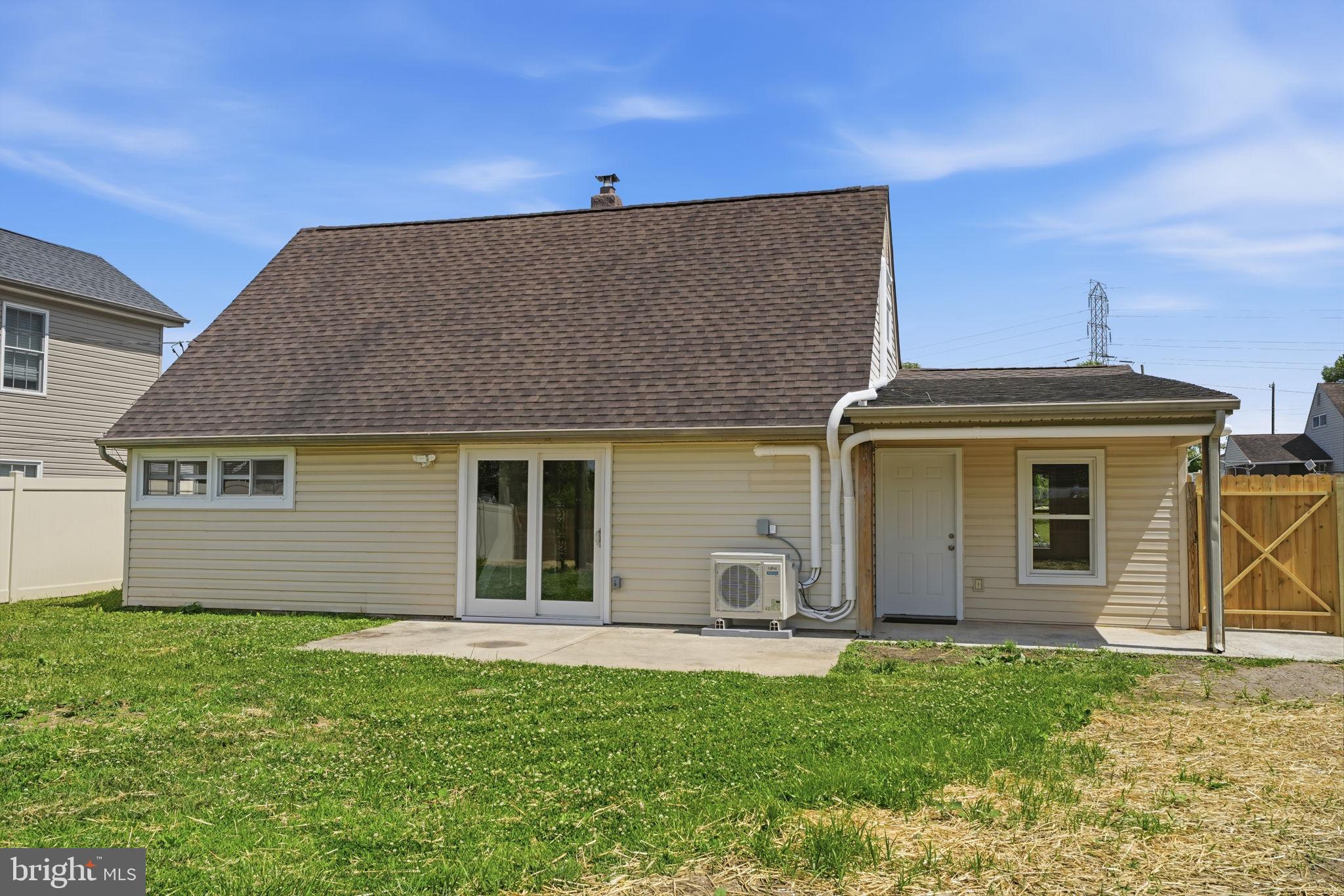 75 Ivy Hill Road Levittown, PA 19057 - Photo 3 of 42