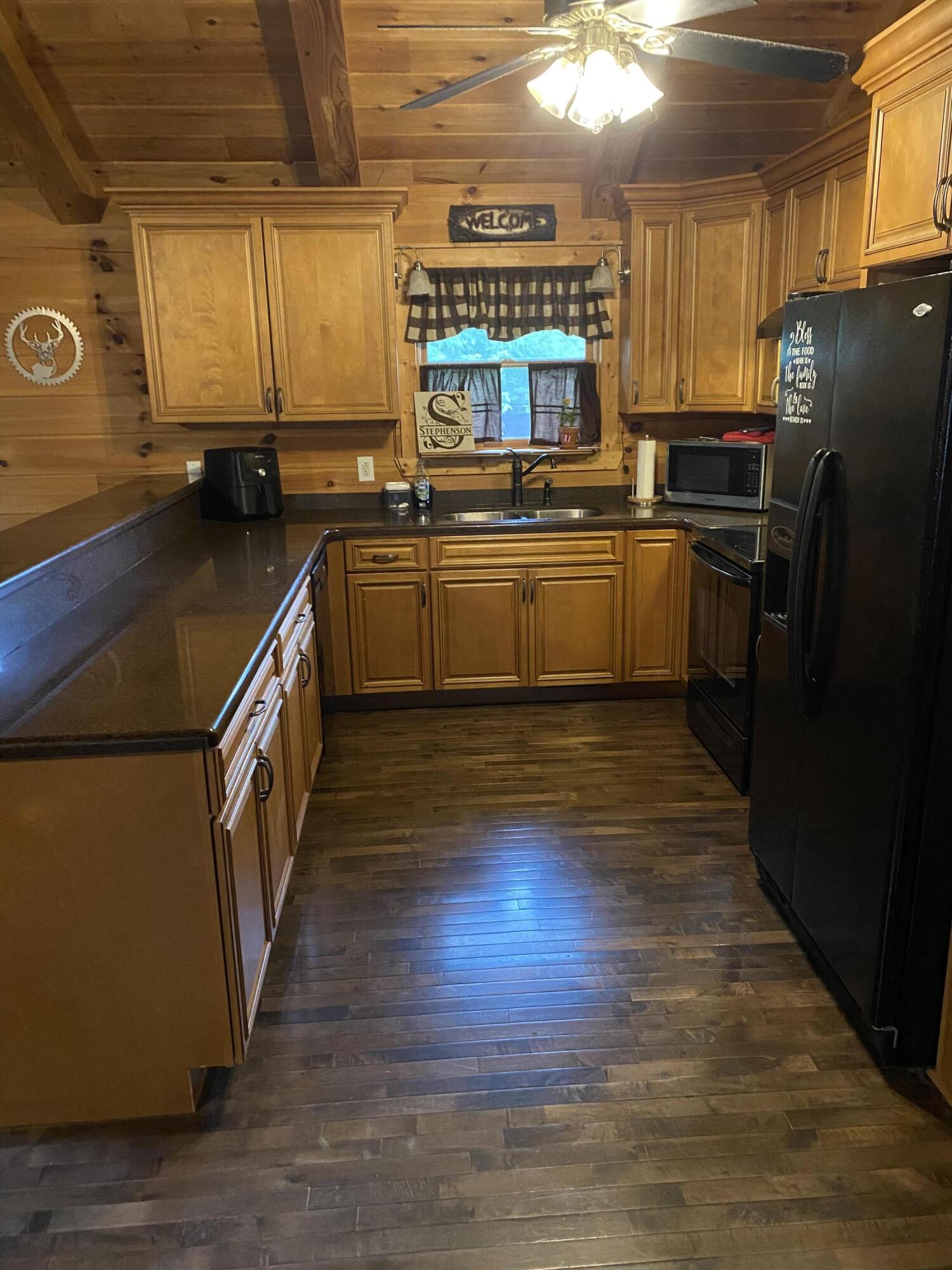 727 Dempsey Road Whitwell, TN 37397 - Photo 8 of 10 Kitchen (2)