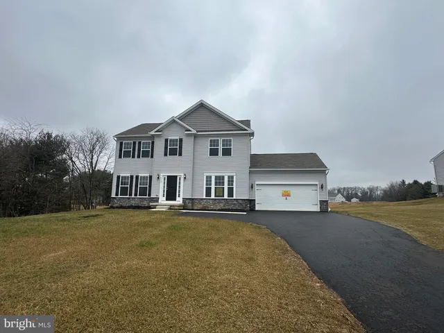 $454,999 | 9 Bentley Court, York Haven, PA 17370