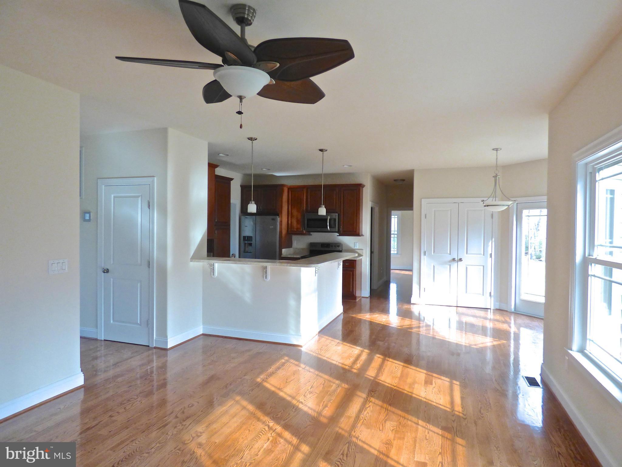 45450 Ruefly Way California, MD 20619 - Photo 26 of 30 Kitchen