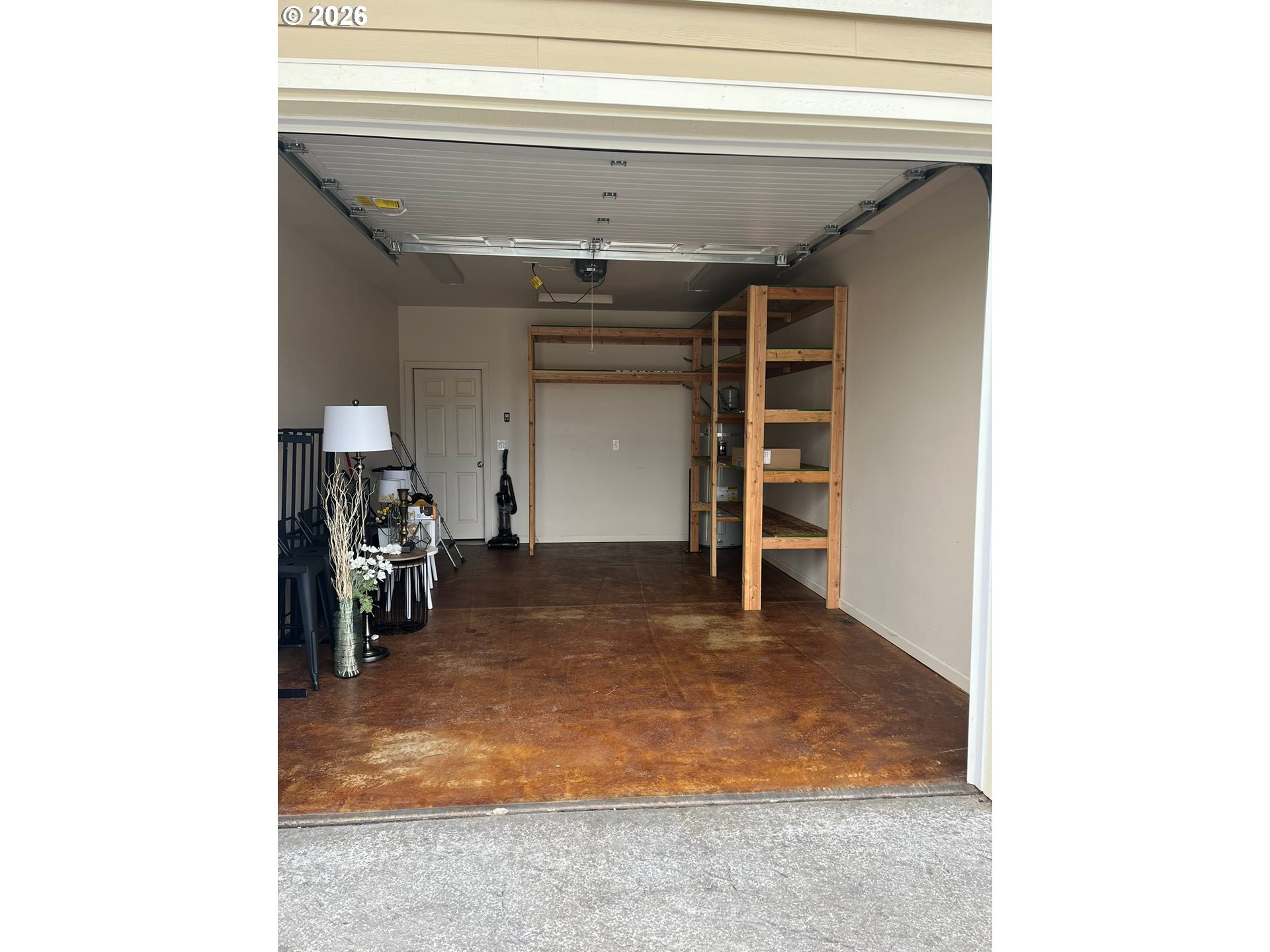 1640 19th Street Florence, OR 97439 - Photo 25 of 25 Garage