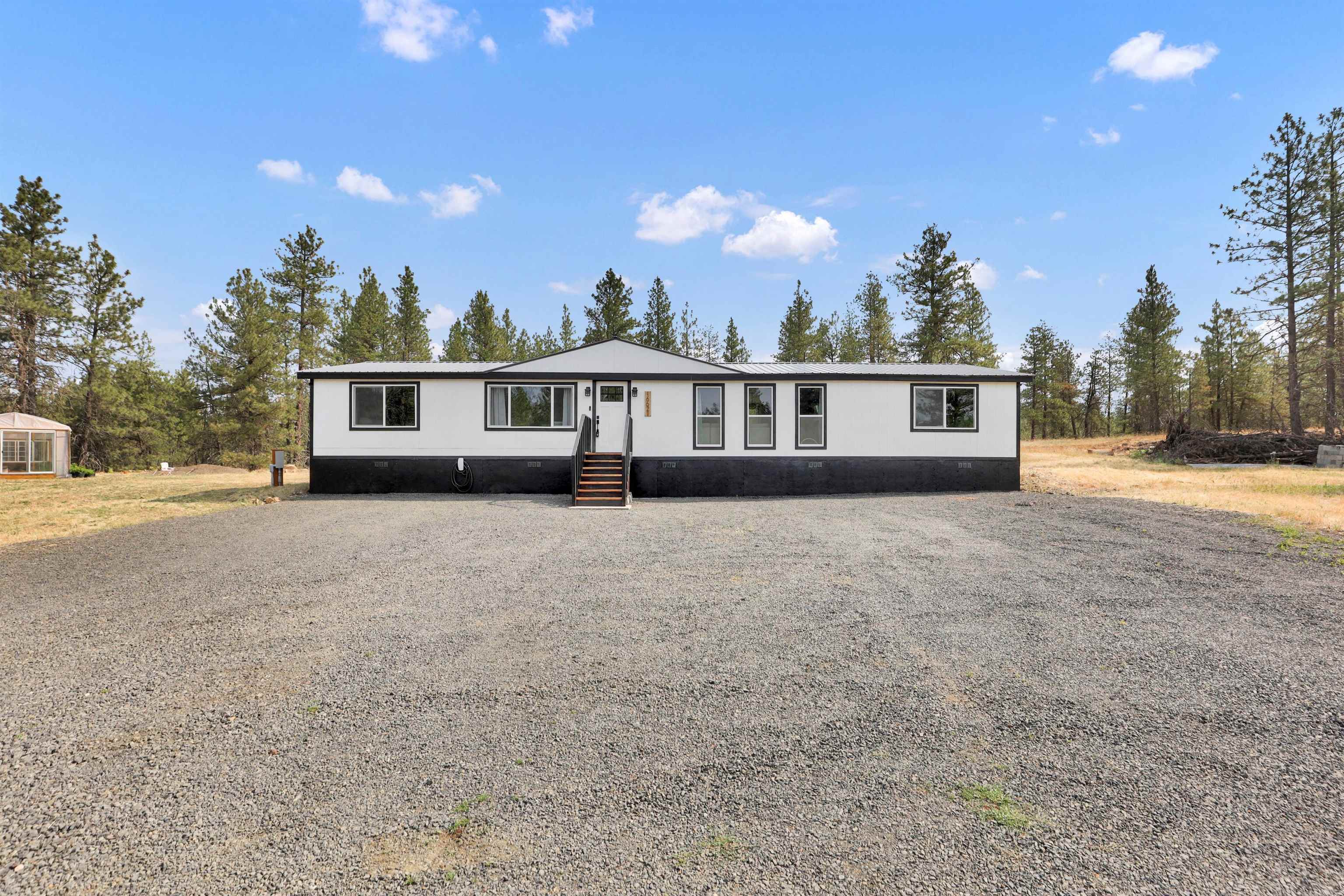16621 South Sherman Road Cheney, WA 99004 - Photo 2 of 39