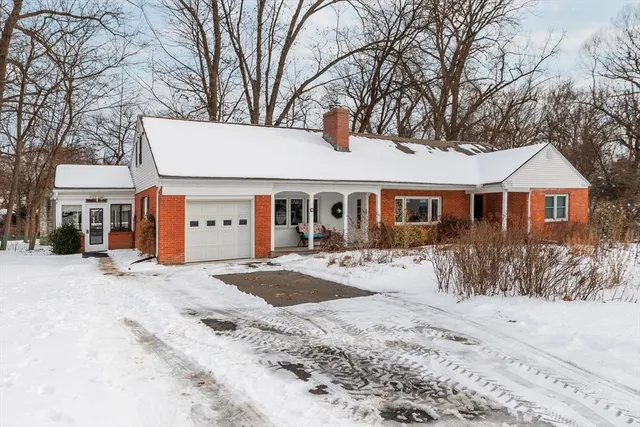 $450,000 | 51 Candice Circle, Springfield, MA 01107