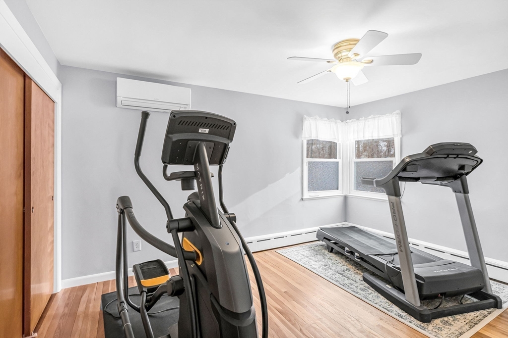 51 Candice Circle Springfield, MA 01107 - Photo 21 of 41