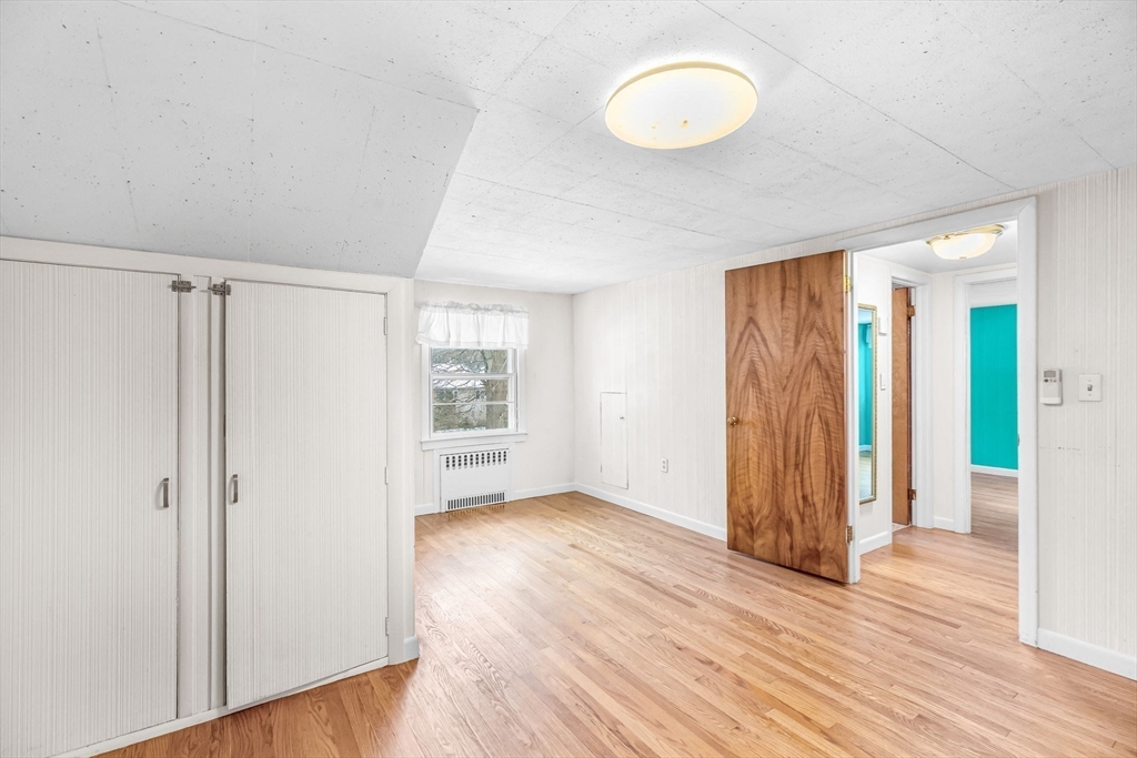 51 Candice Circle Springfield, MA 01107 - Photo 23 of 41