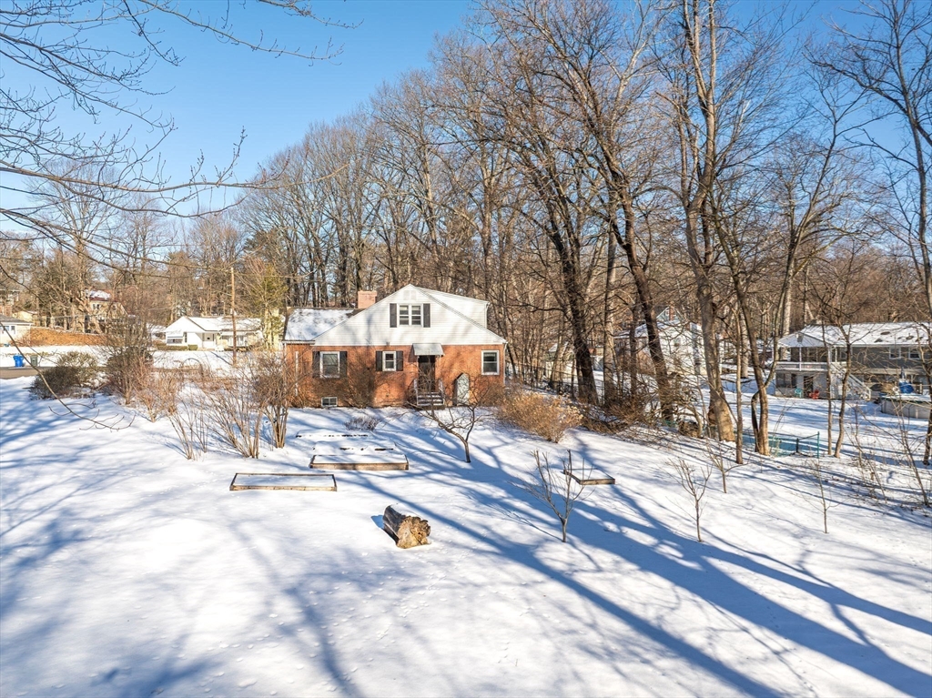 51 Candice Circle Springfield, MA 01107 - Photo 33 of 41