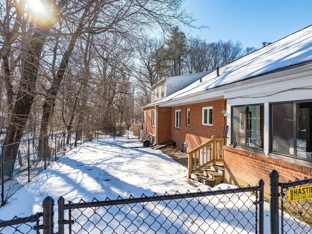 51 Candice Circle Springfield, MA 01107 - Photo 34 of 41