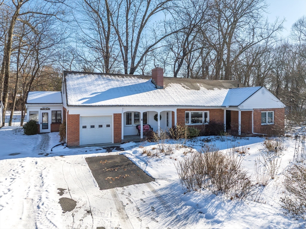 51 Candice Circle Springfield, MA 01107 - Photo 37 of 41