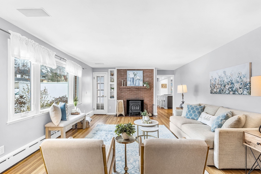 51 Candice Circle Springfield, MA 01107 - Photo 10 of 41