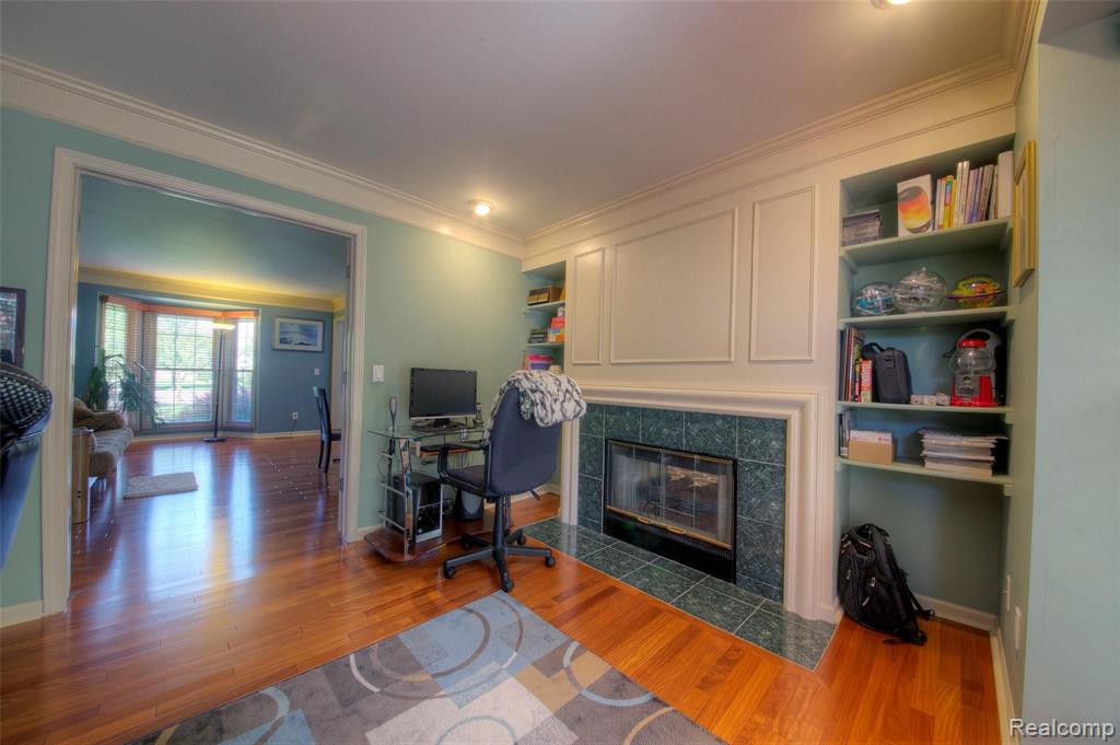 46559 Inverness Road Canton, MI 48188 - Photo 13 of 48