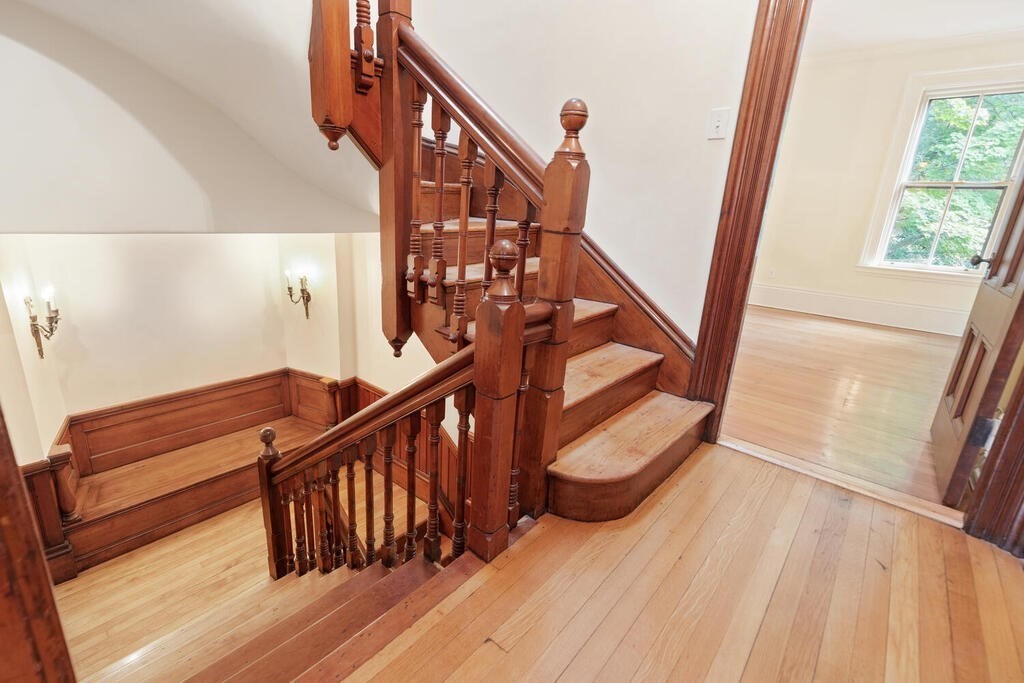 2 Rangeley Road, Unit 2 Winchester, MA 01890 - Photo 5 of 29 a view of entryway