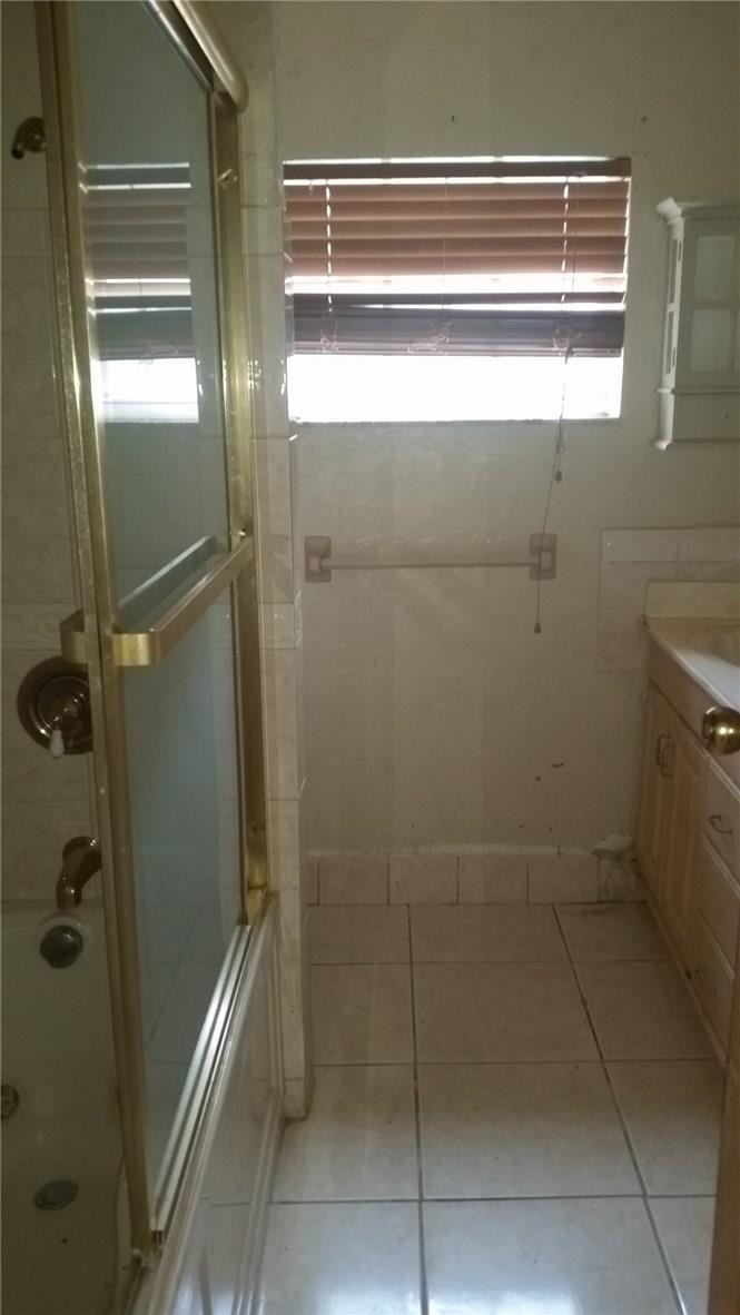 5380 Southwest 10th Street Margate, FL 33068 - Photo 5 of 13 Photo 5