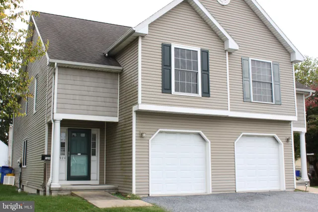 $259,900 | 924 Chambers Street, Harrisburg, PA 17113