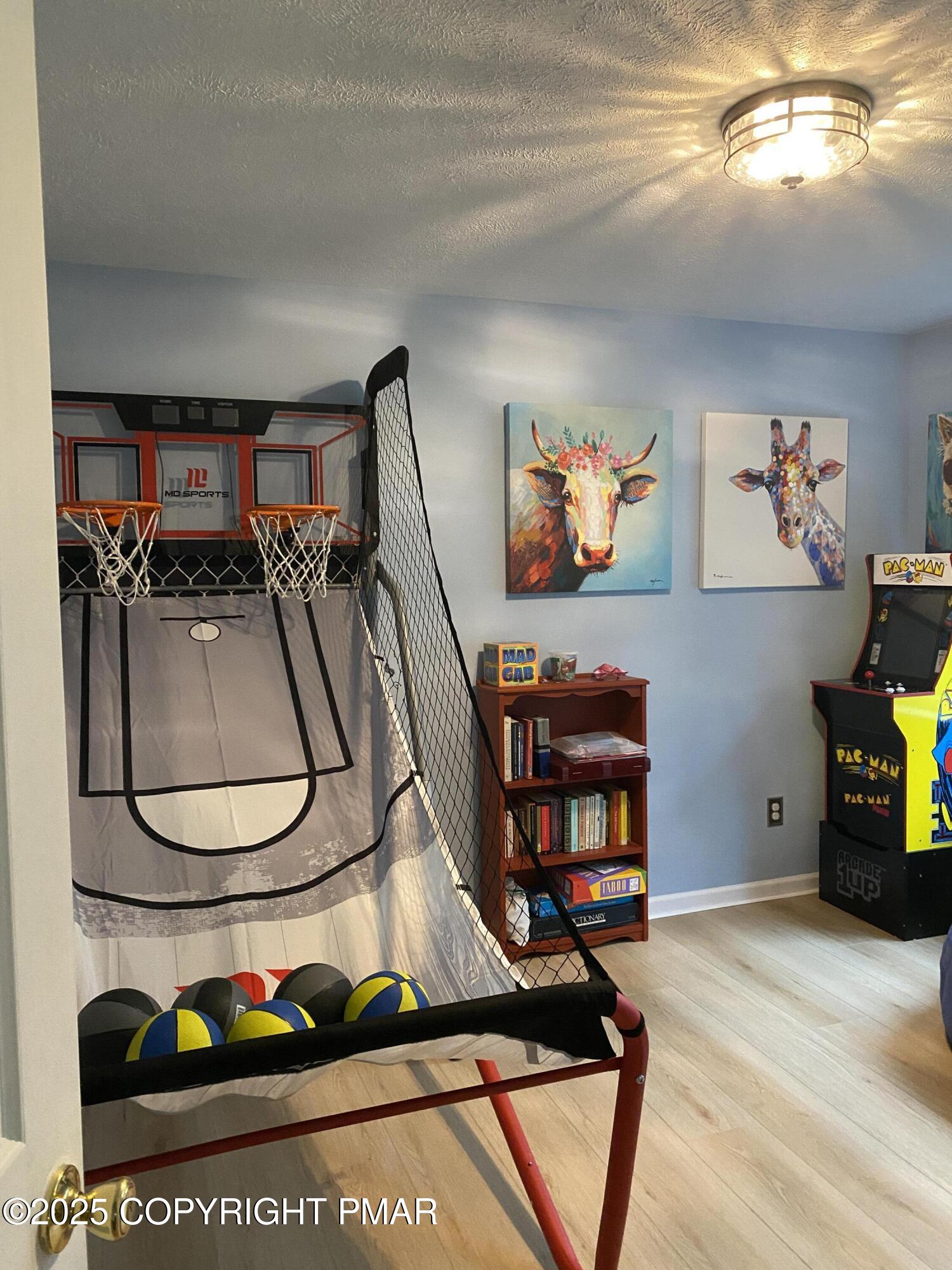 3222 Beech Ridge Drive Pocono Summit, PA 18346 - Photo 13 of 31 IMG_6474