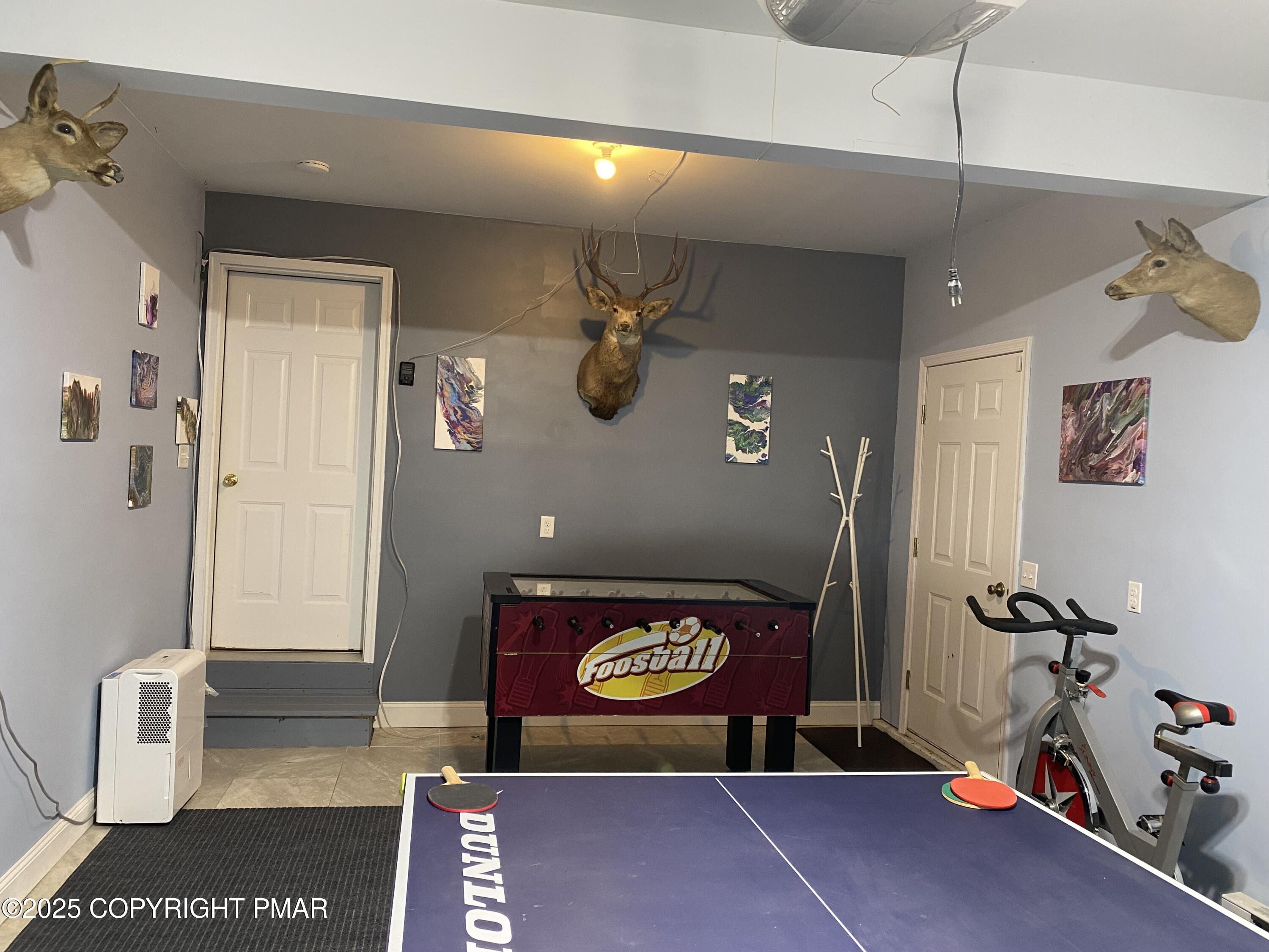 3222 Beech Ridge Drive Pocono Summit, PA 18346 - Photo 5 of 31 IMG_5768