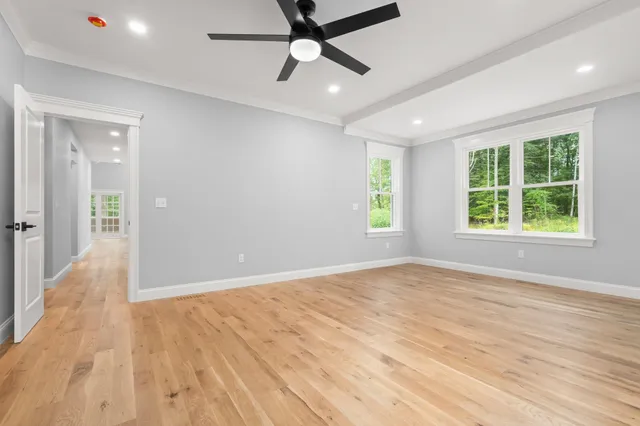 $1,099,777 | 139 North Road, East Kingston, NH 03827