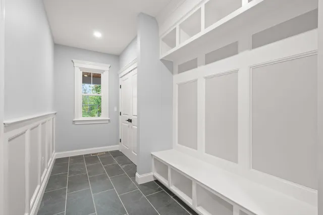 $1,099,777 | 139 North Road, East Kingston, NH 03827