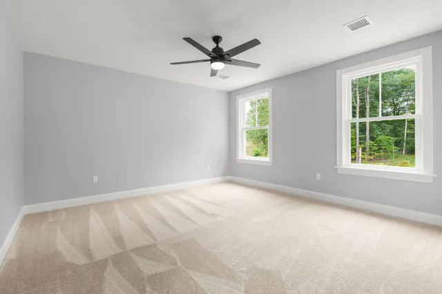 $1,099,777 | 139 North Road, East Kingston, NH 03827