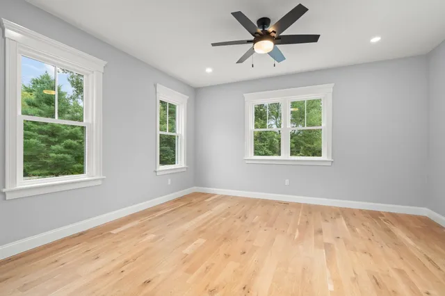 $1,099,777 | 139 North Road, East Kingston, NH 03827