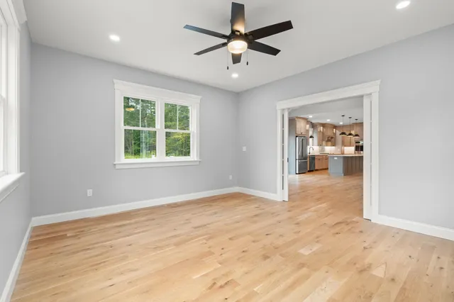 $1,099,777 | 139 North Road, East Kingston, NH 03827