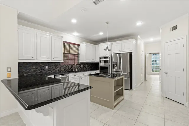 $434,900 | 14106 Haynes Drive, Houston, TX 77069