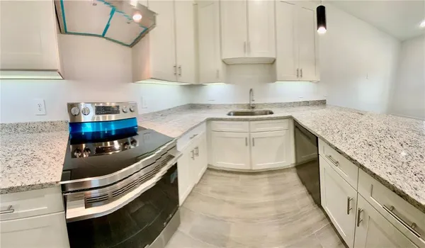 $2,400 | 10000 Massey Street, Orlando, FL 32825