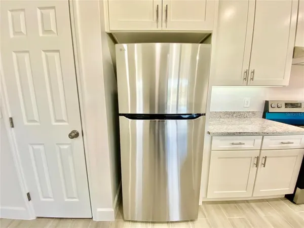 $2,400 | 10000 Massey Street, Orlando, FL 32825