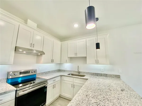 $2,400 | 10000 Massey Street, Orlando, FL 32825