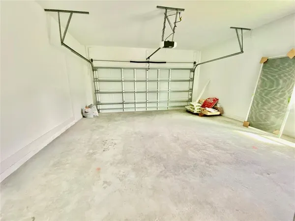 $2,400 | 10000 Massey Street, Orlando, FL 32825