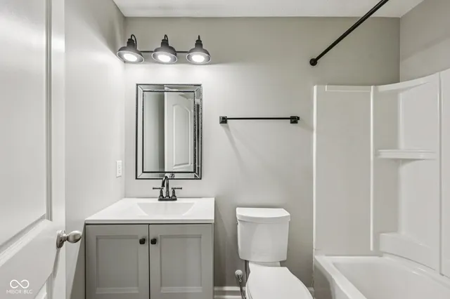 $645,000 | 15726 Henady Crossing, Noblesville, IN 46060