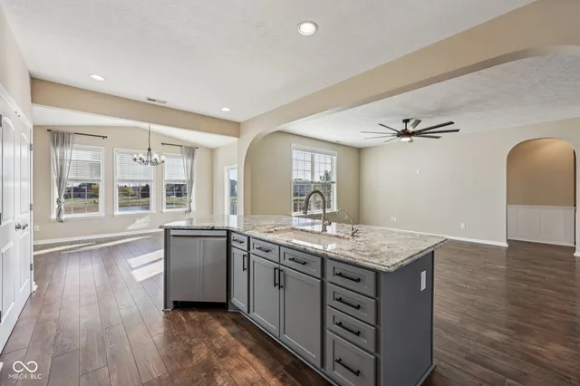 $645,000 | 15726 Henady Crossing, Noblesville, IN 46060