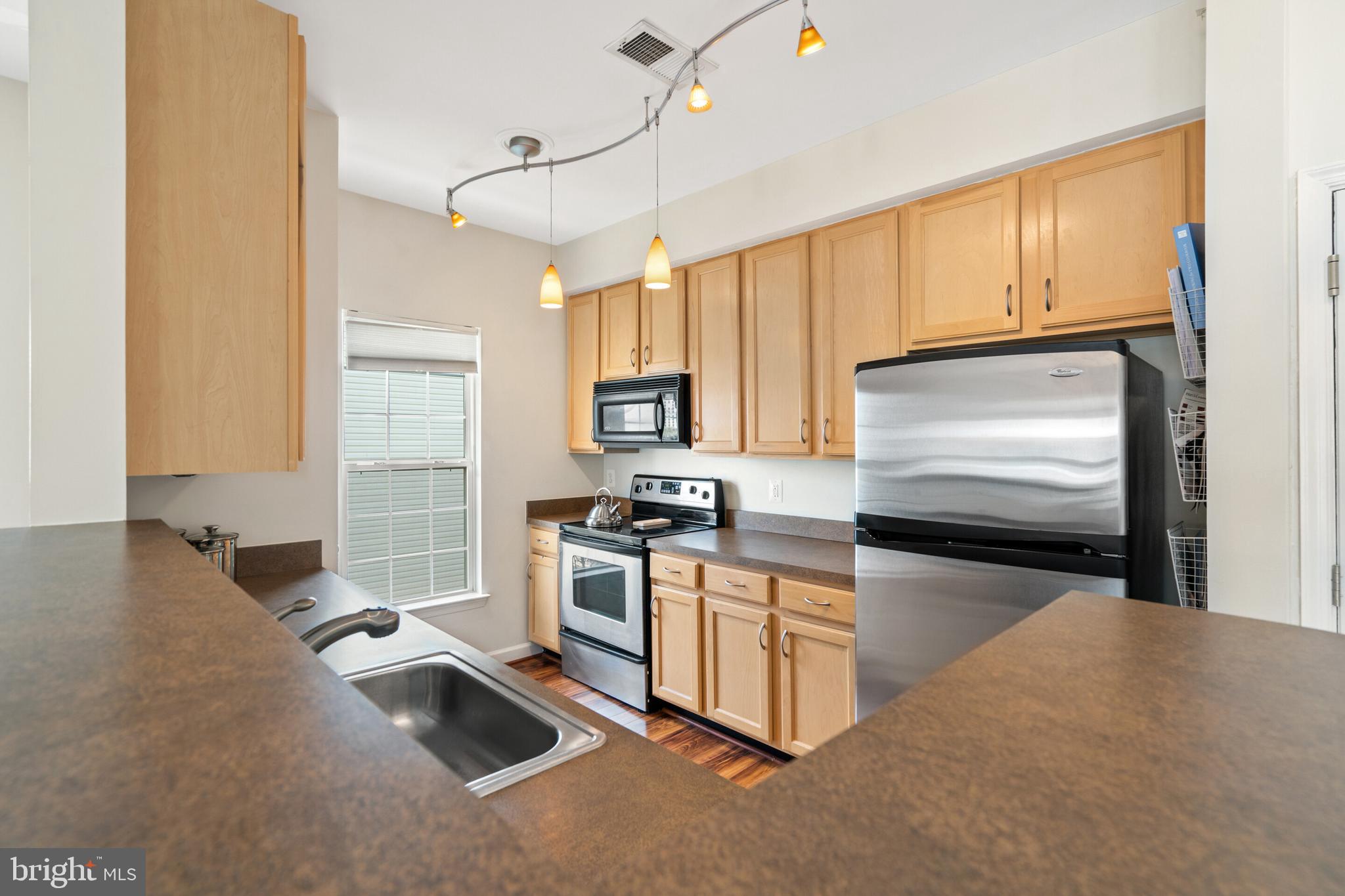 42481 Rockrose Square, Unit 304 Brambleton, VA 20148 - Photo 11 of 30
