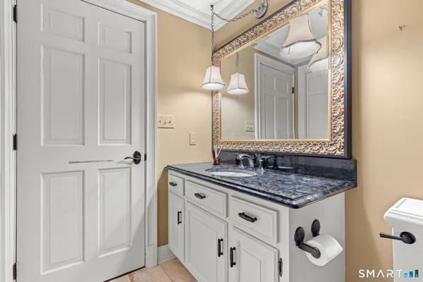 $774,900 | 90 Hunting Hill Drive, Southington, CT 06489