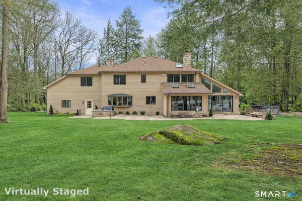 $774,900 | 90 Hunting Hill Drive, Southington, CT 06489